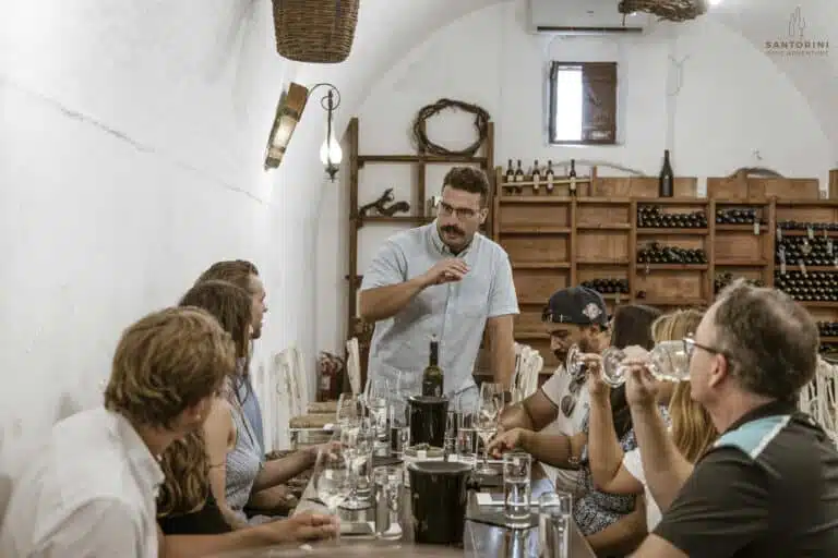 Private Morning Tour: Santorini Private Wine Tour with Lunch